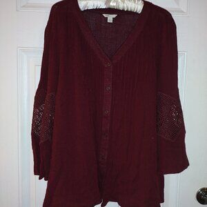 BURGUNDY BUTTON UP BLOUSE GAUZE FABRIC WITH CROCHET DETAILS